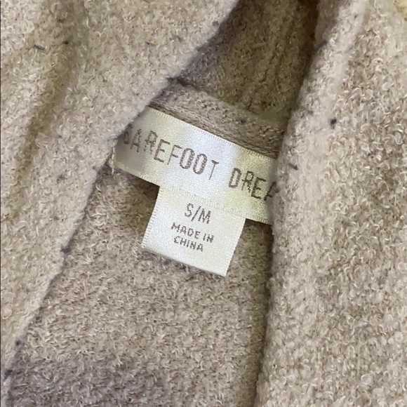 Barefoot dreams taupe ombré sweater - Picture 3 of 4